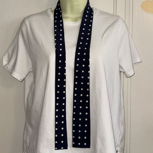 Vintage dark navy blue thin, long polyester scarf with white polka dots - Picture 3 of 5